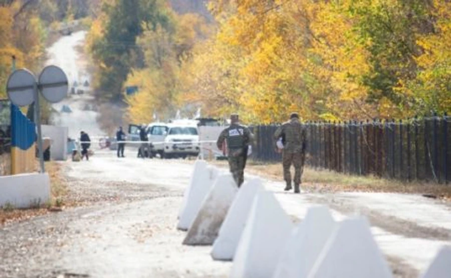 Правительство будет раздавать стипендии на линии соприкосновения на Донбассе