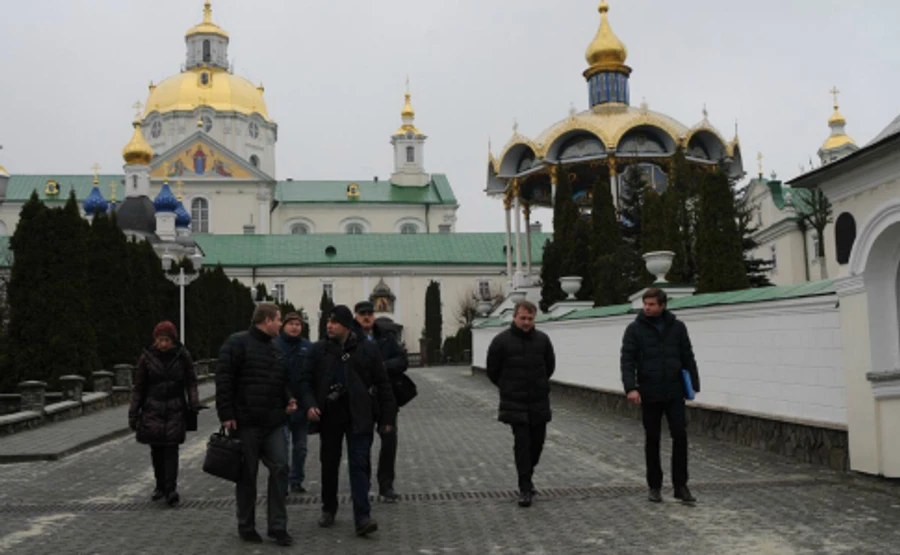 Чиновники провели инвентаризацию святынь в Почаевской лавре