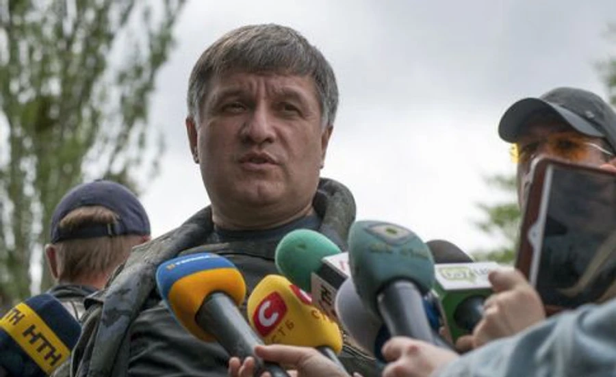 Аваков: Ни я, ни моя жена, ни мой сын не имеем отношения к рюкзакам