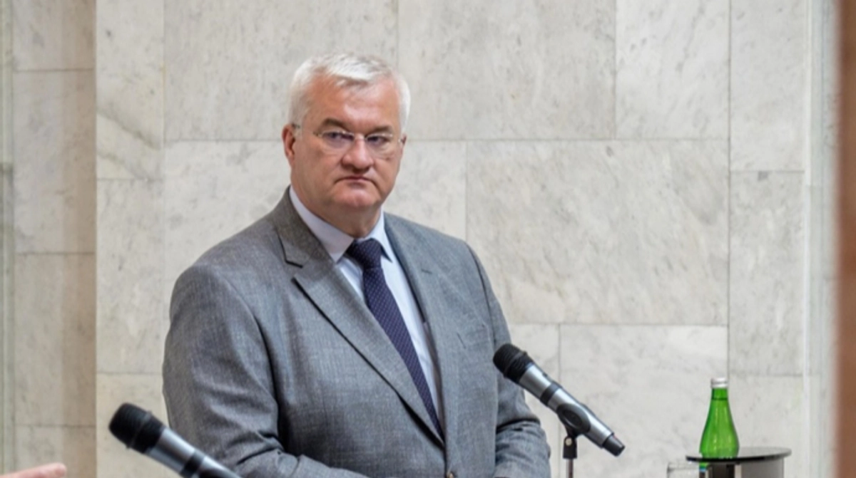 Ukraine's foreign minister likens Orbán to Hitler's puppet government head in Hungary