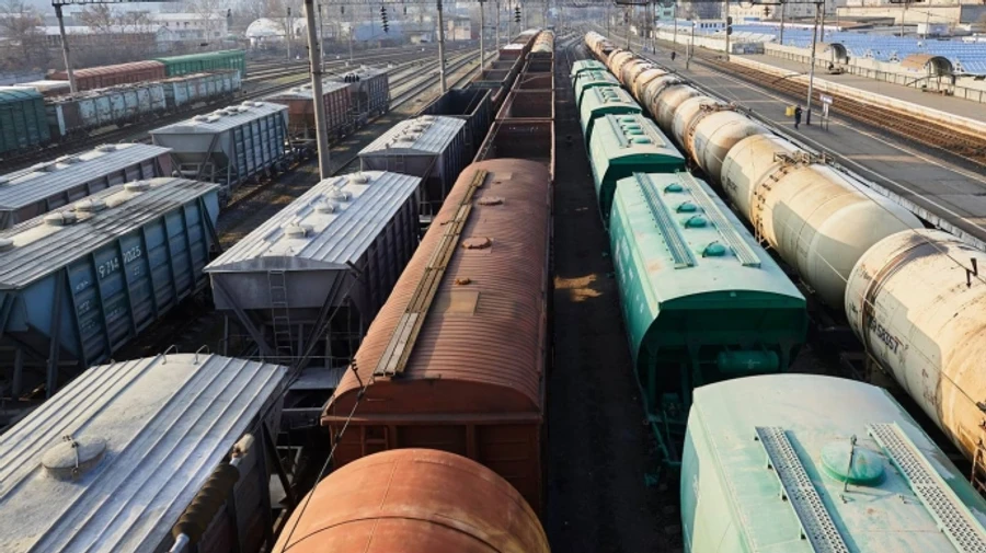 Росіяни атакували цивільний потяг на Донеччині: поранено машиніста