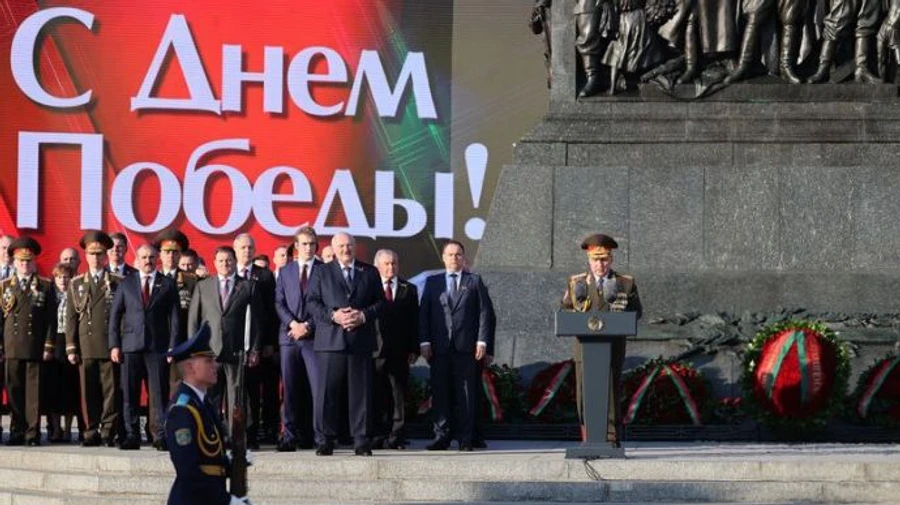 Lukashenko unexpectedly fails to deliver speech on Victory Day