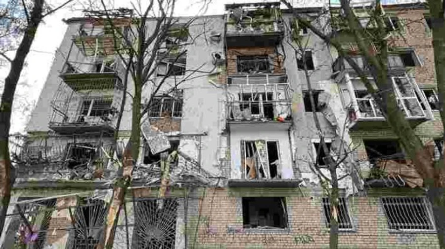 Росіяни вдень обстріляли Миколаїв: є загиблий і поранені