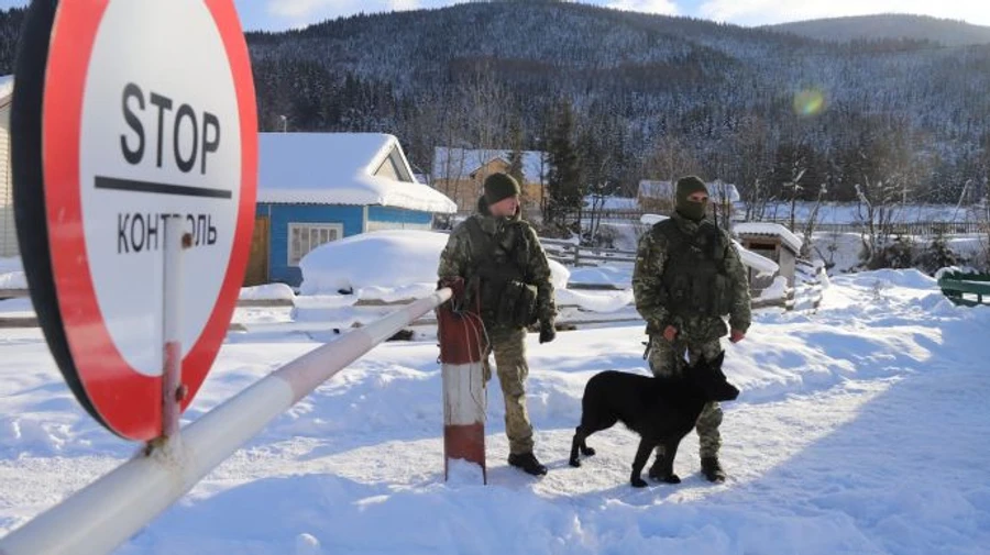 Прикордонники в Новий рік затримали нелегальних мігрантів, що прямували до ЄС