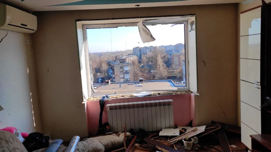 В Донецкой области произошел взрыв в многоэтажке: есть пострадавший