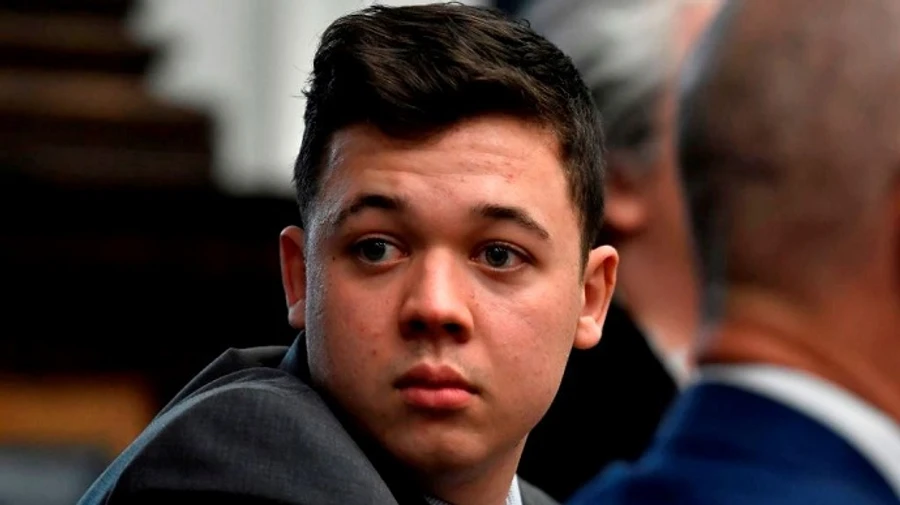 В США оправдали подростка, убившего двух участников беспорядков