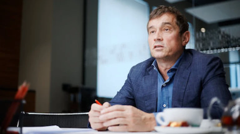 Василий Хмельницкий: Компании, которые перешли на удаленный доступ, будут возвращаться в офисы из-за снижения эффективности