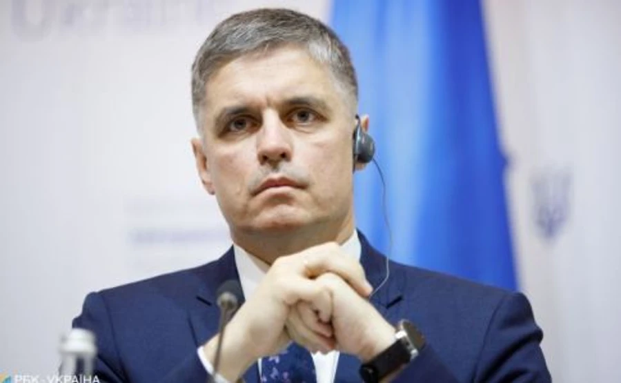 Голови МЗС 5 країн зустрінуться у Лондоні щодо катастрофи літака МАУ