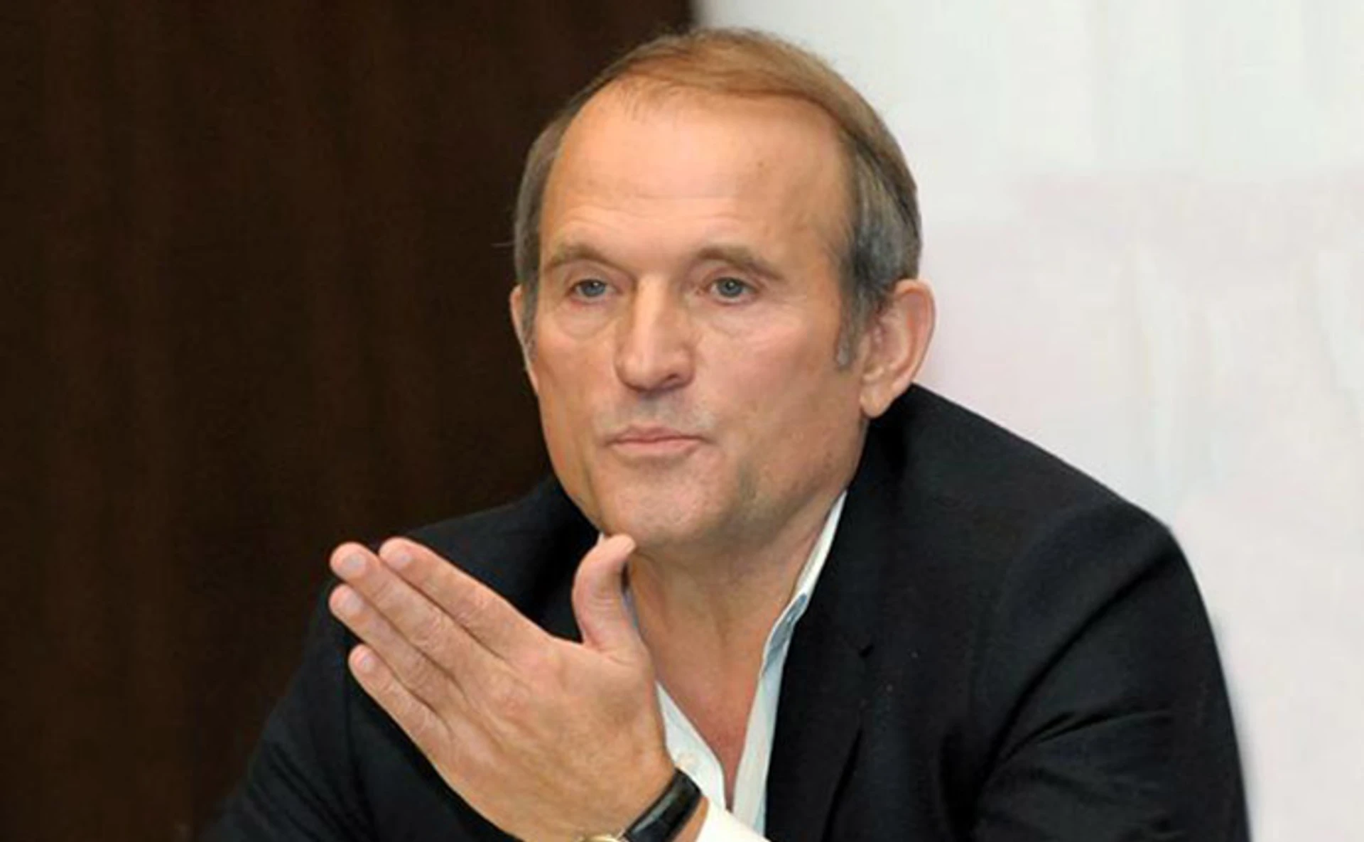 Что кум Путина рассказывал российскому изданию. Фактчек Медведчука