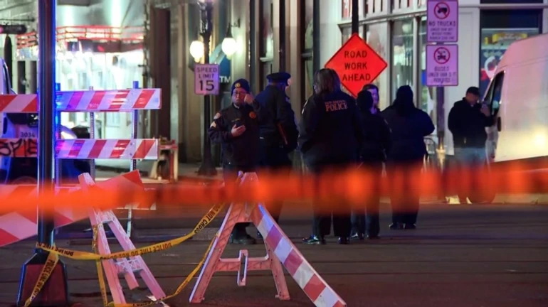 В Новом Орлеане автомобиль въехал в толпу: по меньшей мере 10 человек погибли