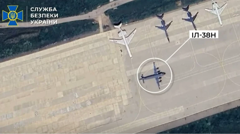 Перед підривом підводного човна в Новоросійську СБУ уразила морський літак-розвідник