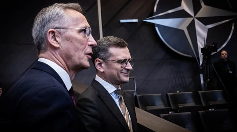 Гарантії безпеки від НАТО: як Альянс готується перебрати лідерство у підтримці України