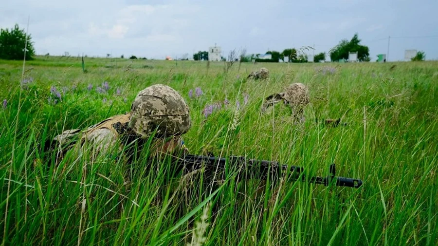 На востоке ВСУ уничтожили 87 захватчиков и 2 вражеских пункта боеприпасов