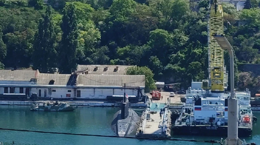 In the occupied Sevastopol on submarines of the Russian Federation load ‘3M-54 Kalibr’ missiles - mass media