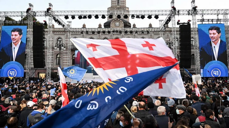 Не спасенные Саакашвили: оппозиция всухую проиграла выборы в Грузии, но продолжит борьбу