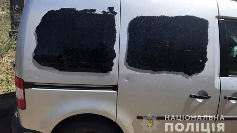 На кладовищі поблизу лінії зіткнення підірвався чоловік