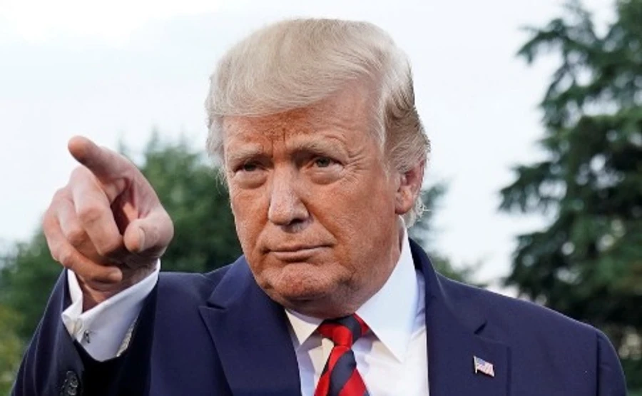 Трамп хочет встречи с обличителем, который пожаловался на его разговор с Зеленским