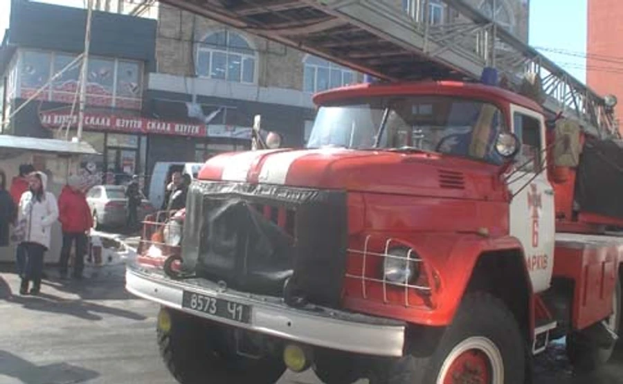 У Харкові горів торгівельний центр, евакуювали 31 людину