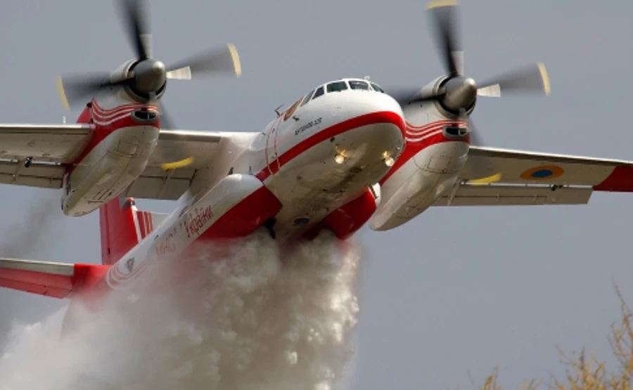 Калинівку гасять з літаків