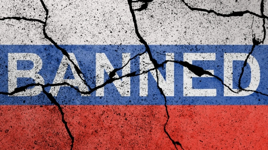 US imposes new wide-ranging sanctions on Russian oil