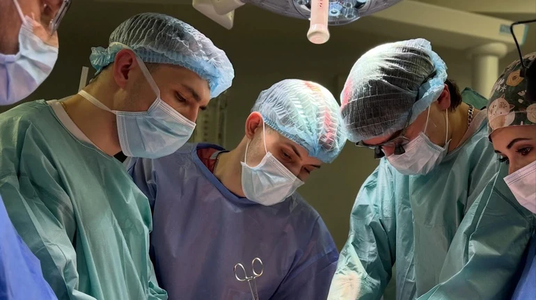 Врятували 4 життя за ніч: у Львові провели пересадку серця, печінки та нирок від посмертного донора