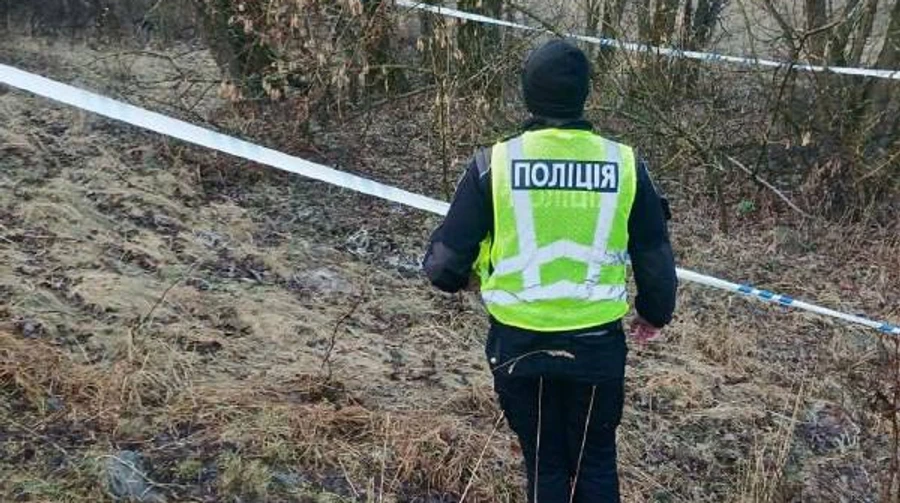У Києві підірвуть нездетоновану частину БпЛА, яку виявили біля Подільсько-Воскресенського моста