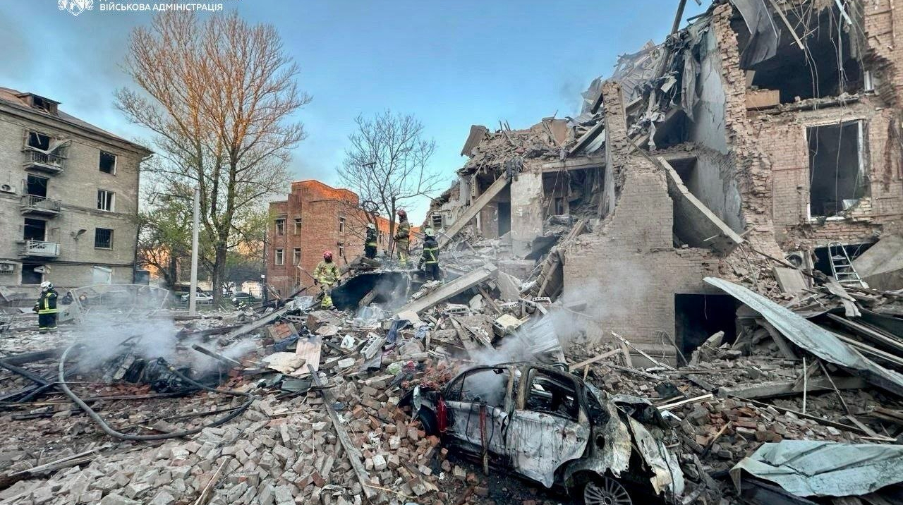 Fourteen injured, including child, and residential building damaged in combined Russian attack on Dnipro – photo, video