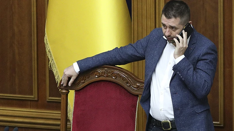 В Слуге народа требуют проверку всех областных военкоматов, Борисов на особом контроле