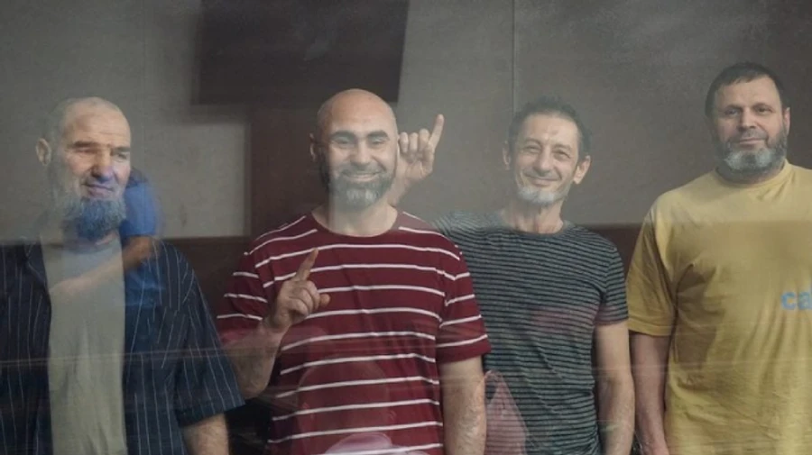 ЄС вважає незаконними судові вироки РФ 4 кримським татарам