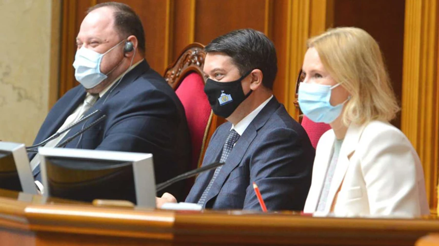 Увольнение министров: Рада вне очереди соберется во вторник