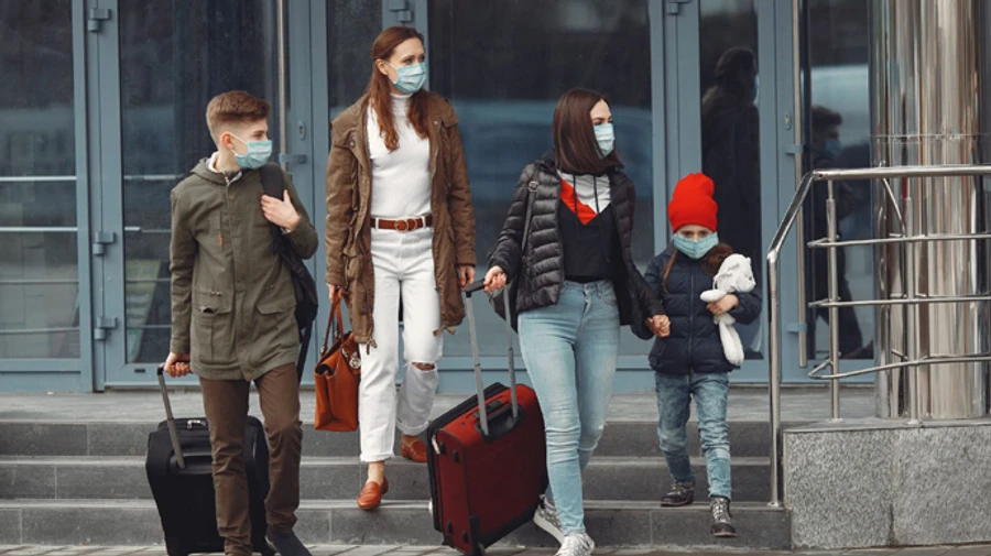 Українці готові пожертвувати своїми правами, щоб подолати COVID 