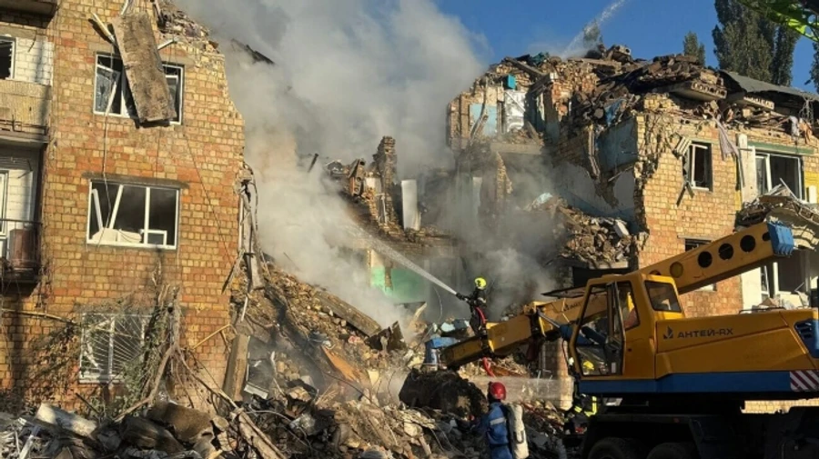 Russian attack on Kyiv kills woman, injures her husband and son