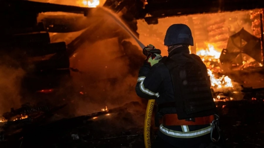 Russians attack Kramatorsk: fire breaks out in high-rise building