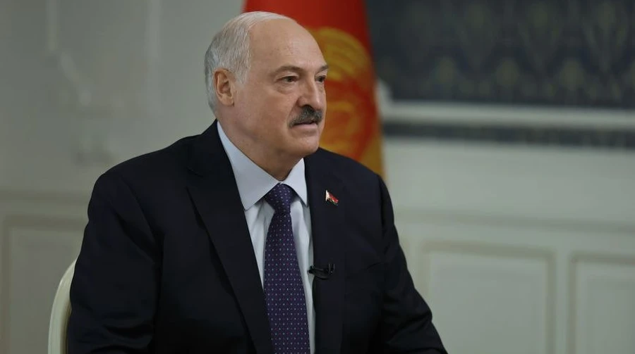 Лукашенко заявив, що з боку Білорусі військових дій чекати не варто й перепросив у Зеленського