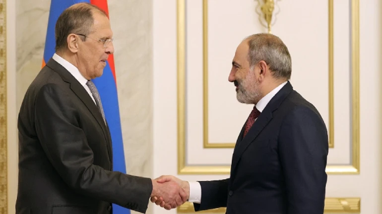 МЗС РФ розкритикував прем’єра Вірменії за розворот від Росії