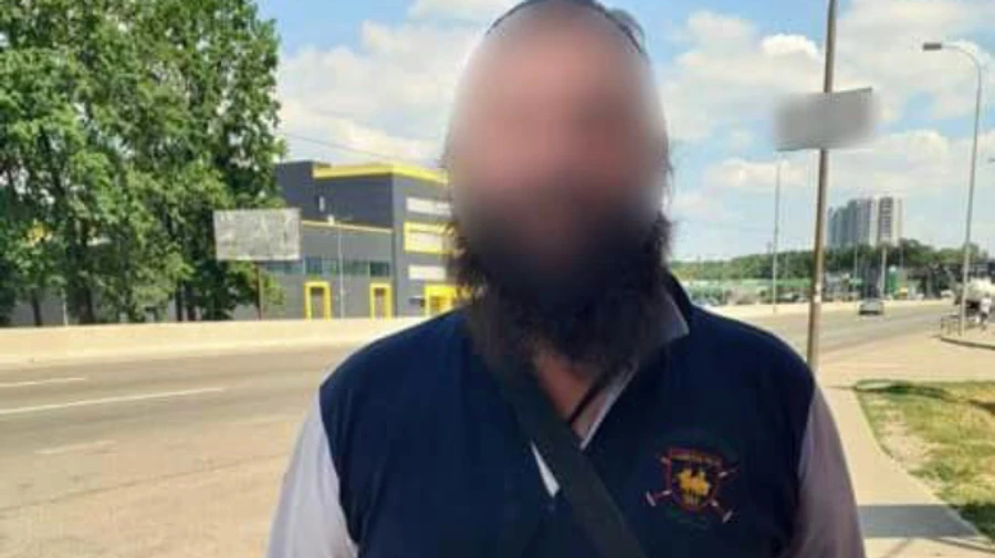 Border guards hand another UOC-MP priest over to Security Service of Ukraine