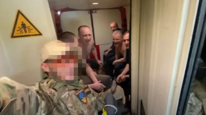 Обмін 5 на 5: Україна забрала з полону цивільних, яких росіяни захопили на Київщині