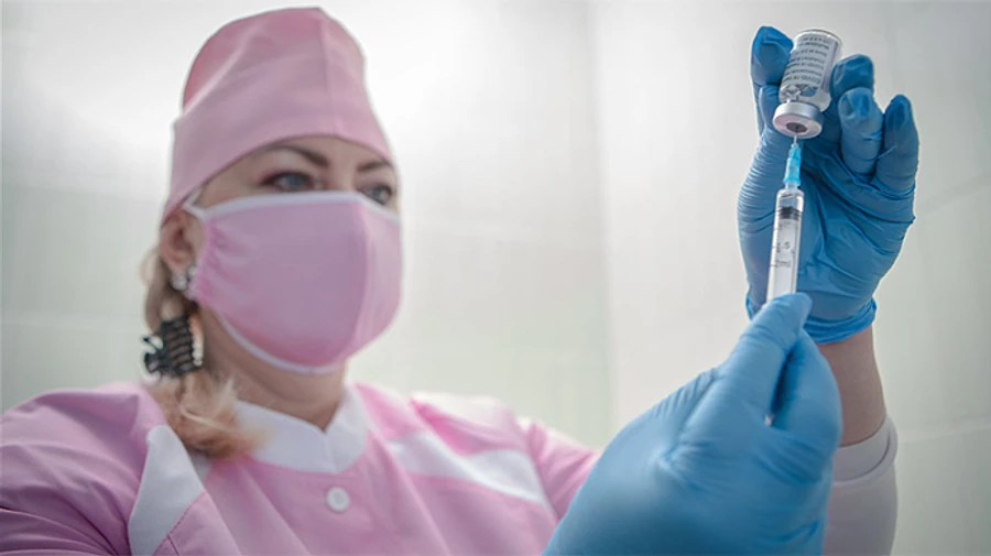 COVAX: Україна отримала ще 159 тисяч вакцин CoronaVac