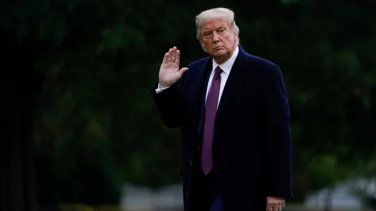 Коронавирус: стало известно, как лечат Трампа и почему его госпитализировали