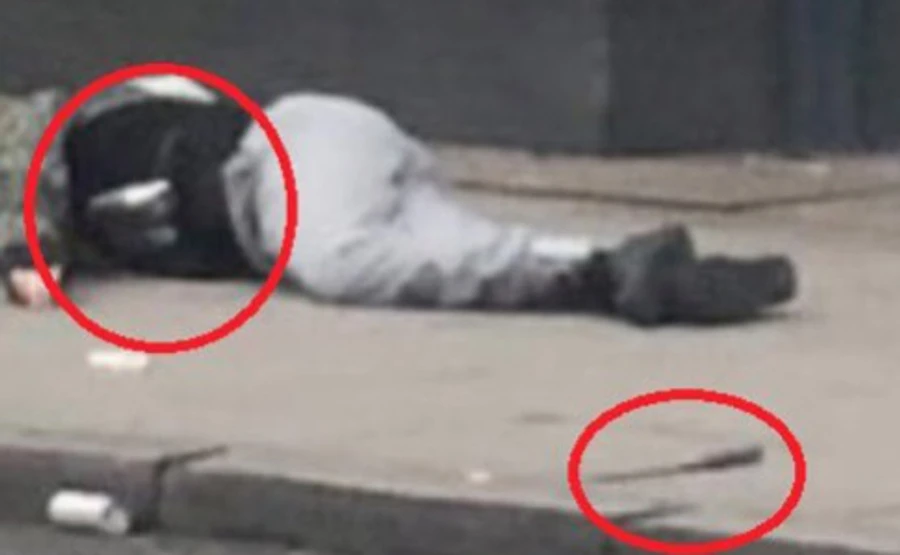 Теракт в Лондоне: полиция застрелила мужчину, напавшего с ножом на прохожих