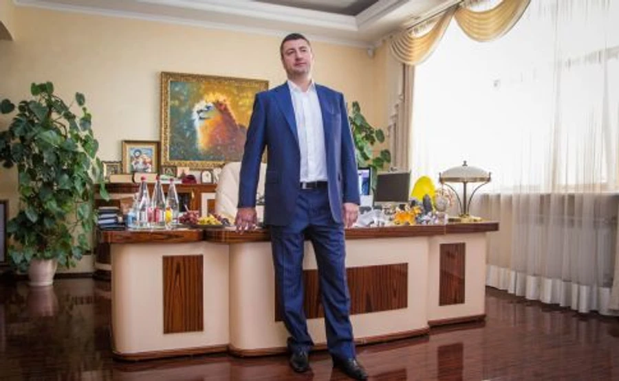 Бахматюка объявили в розыск