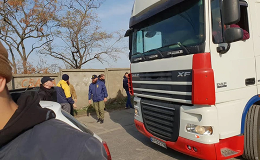 Овець, яких намагалися врятувати зоозахисники, повезли на утилізацію