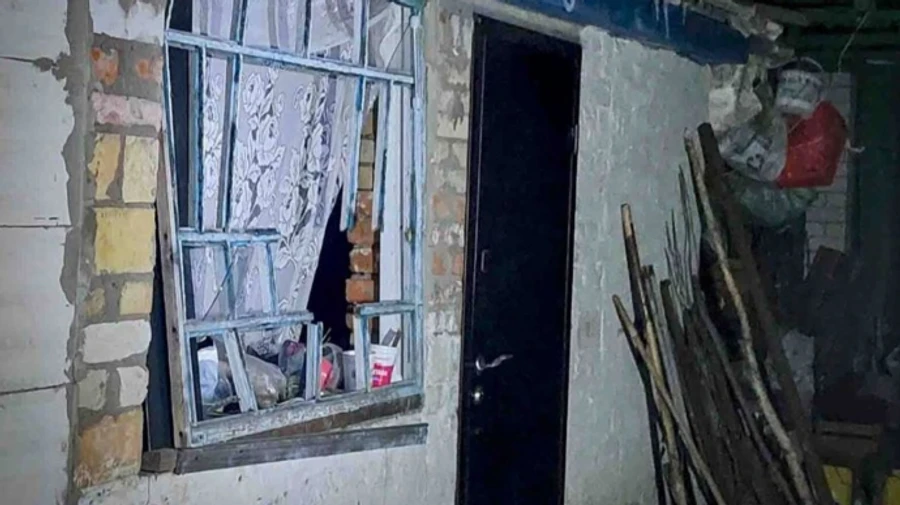 Ночная атака БпЛА на Киевщину: повреждены частные дома, горело помещение производства