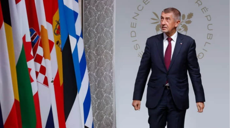 Від хунти Зеленського до підтримки зброєю: як Україні вдалося врятувати відносини з Чехією