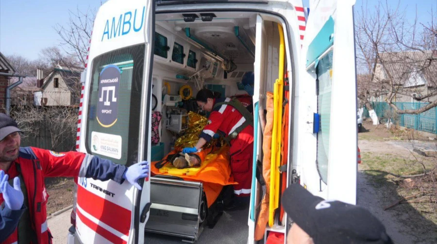 Росіяни з дронів вдарили по авто в Херсоні: 4 поранених, 2 з них важкі