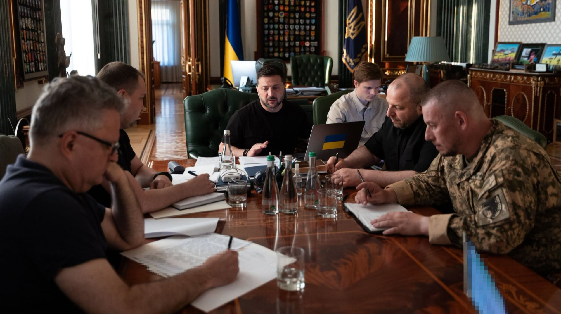 Зеленський поговорив із президентом ОАЕ про допомогу в Чорноморському регіоні
