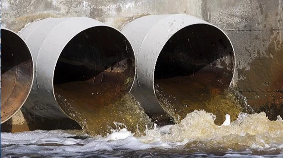 Russia is relentlessly striking Bortnychi Aeration Station in Kyiv: why this poses a major threat