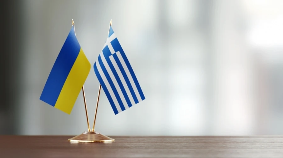 Zelenskyy discusses Ukraine's need for air defence and artillery with Greek PM 