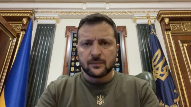 Zelenskyy briefed on repulsed attack on Vuhledar front and grain corridor successes