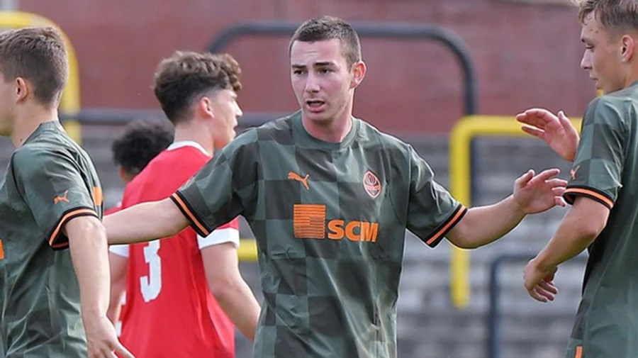 Шахтар розірвав контракт з футболістом-втікачем до Росії